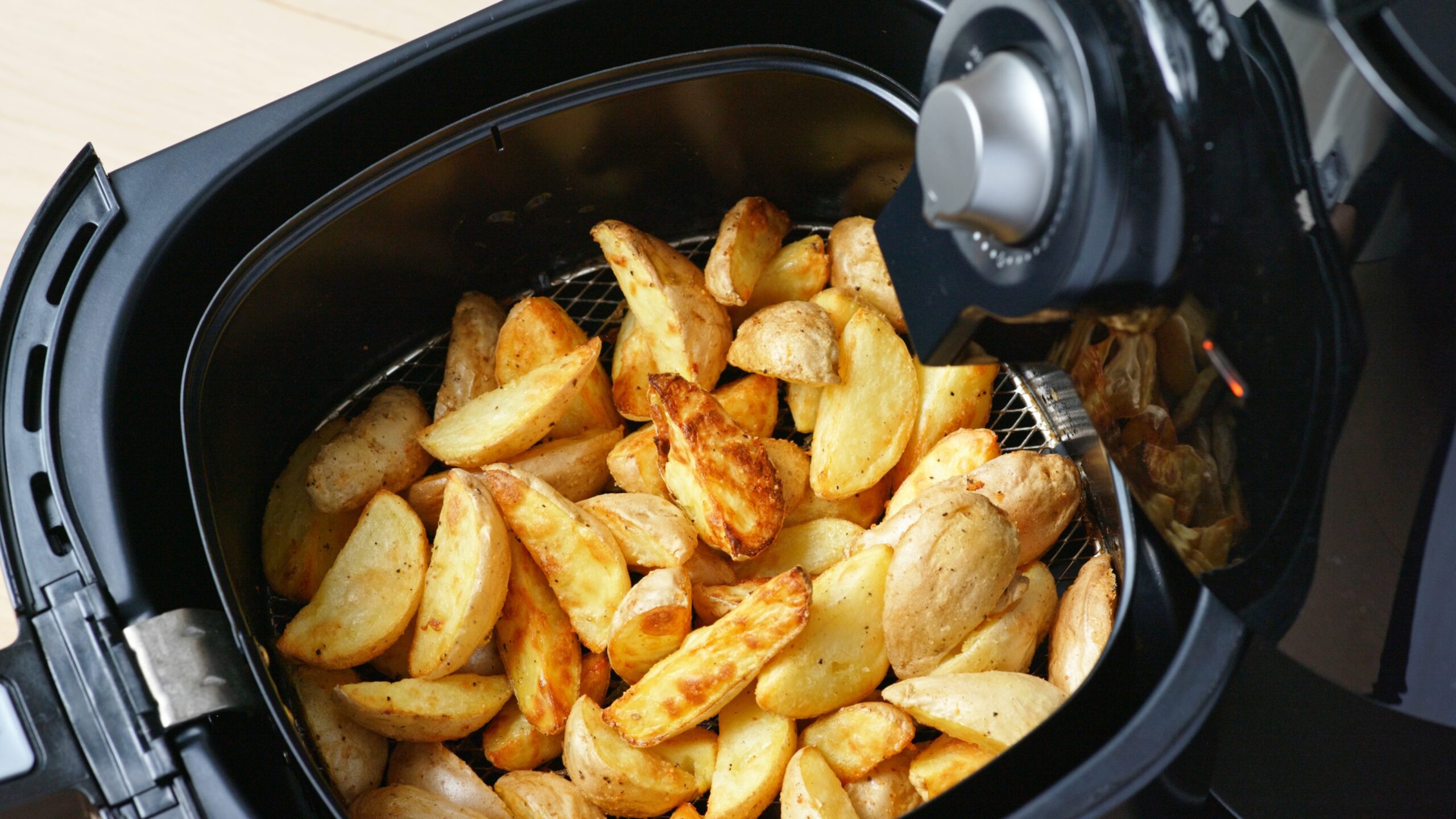 potato cooked in air fryer without salt and oil